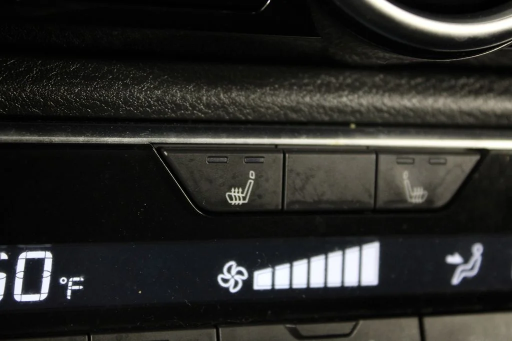 Certified Used 2024 Gray Nissan SR image 25