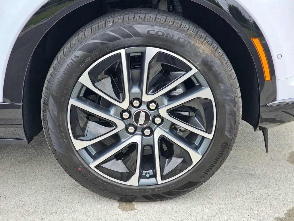 New 2026 Vibrant White Tricoat Cadillac Sport image 9