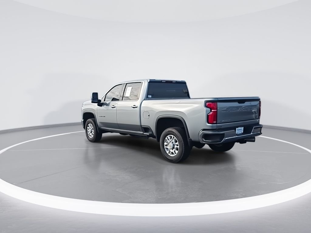 Used 2024 Gray Chevrolet LTZ image 7