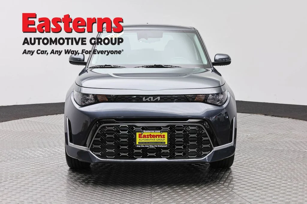 Used 2023 Gray Kia GT-Line image 2