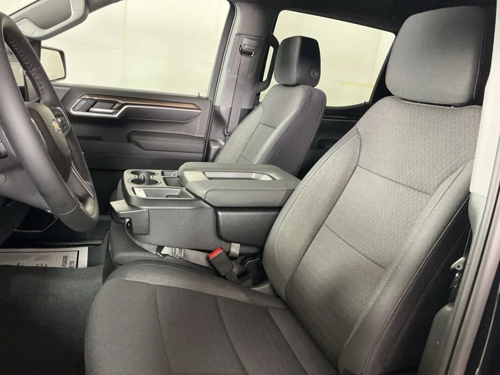 New 2026 Black Chevrolet LT image 4
