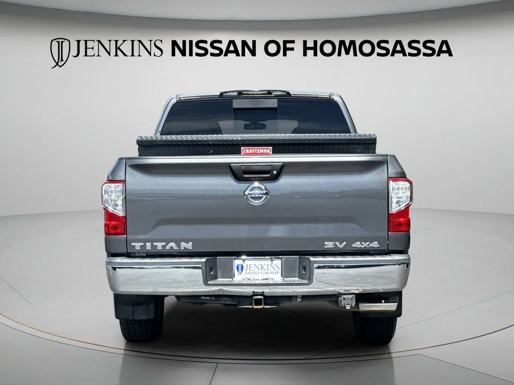 Used 2019 Gray Nissan SV image 5