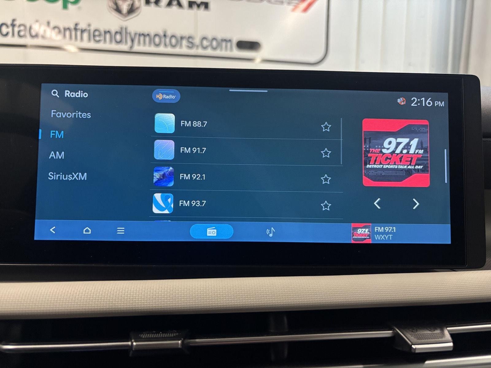 Used 2025 Atlantis Blue Hyundai SEL image 19
