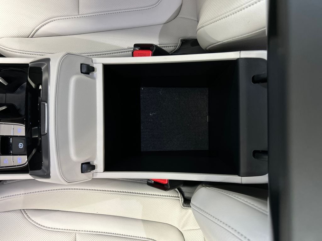 Certified Used 2026 Gray Hyundai SEL Premium image 22
