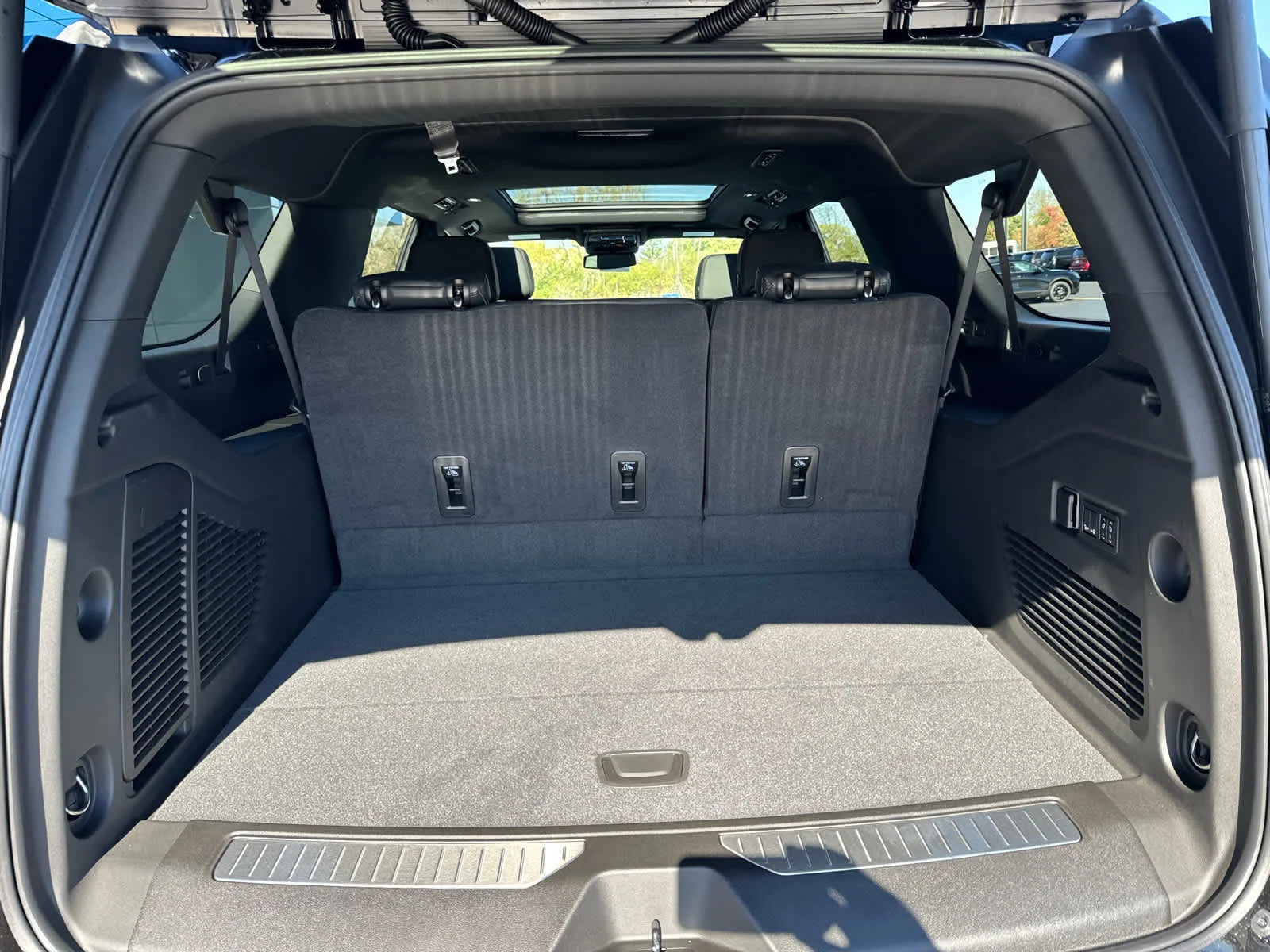 2027 Chevrolet Suburban RST - Photo 16