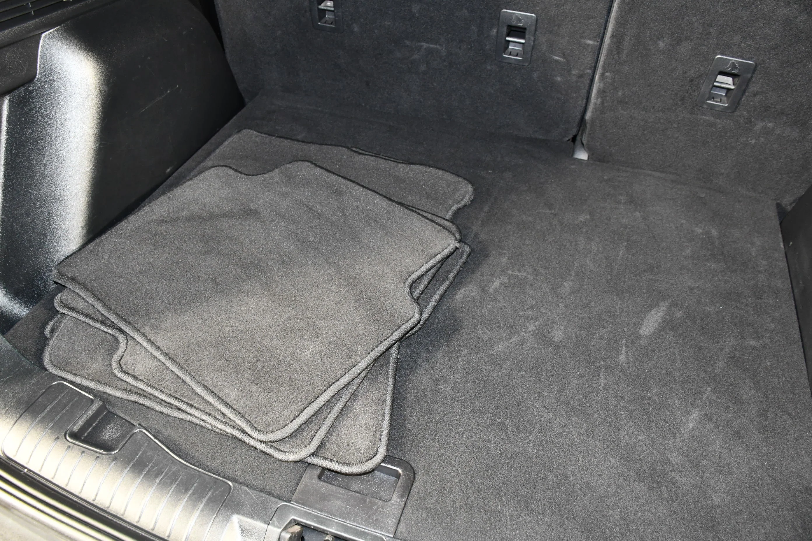 Used 2025 Gray Metallic Ford ST-Line image 48
