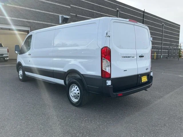New 2026 Oxford White Ford Base image 6