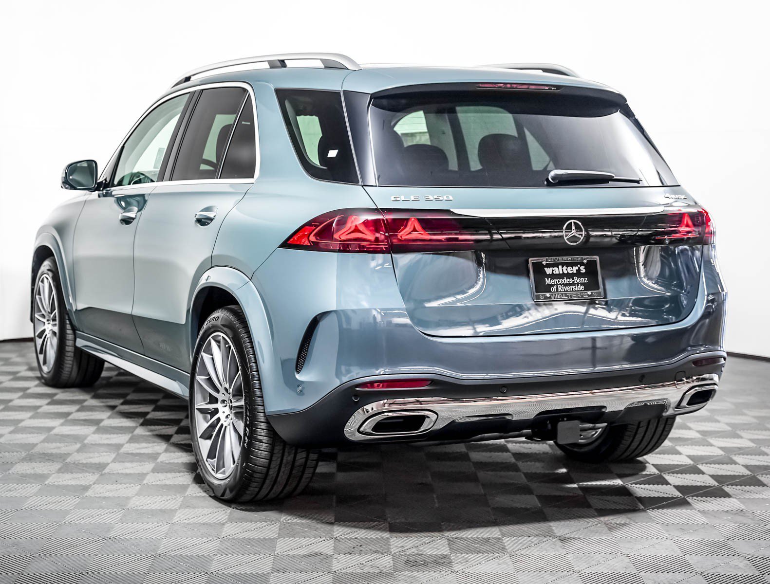 New 2027 Dark Petrol Mercedes-Benz GLE 350 image 2