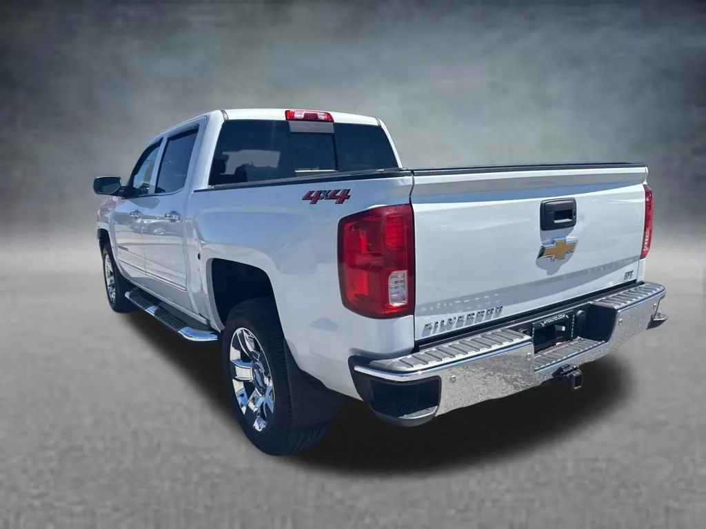 Used 2018 IRIDESCENT PEARL TRICOAT Chevrolet LTZ image 3