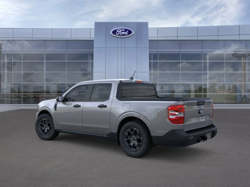 New 2025 Gray Ford XLT image 4