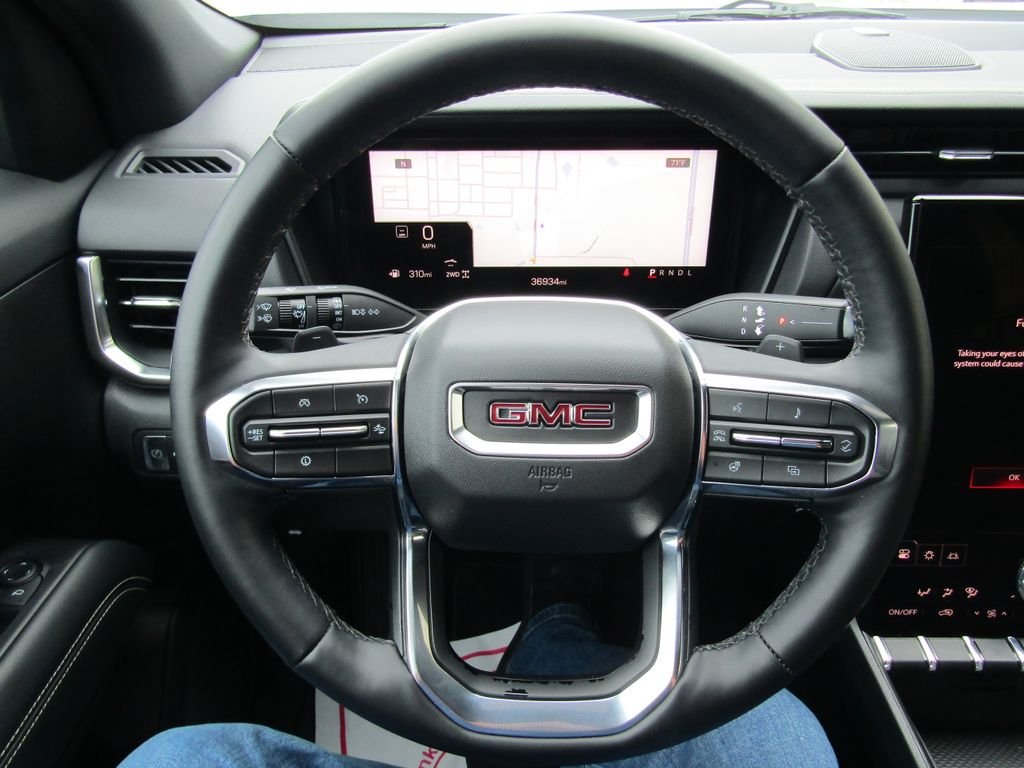 Used 2025 White GMC Elevation image 26