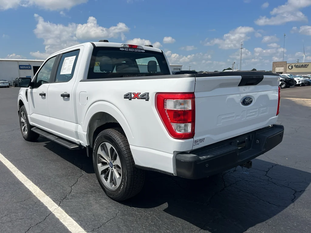 Used 2021 Oxford White Ford XL image 7