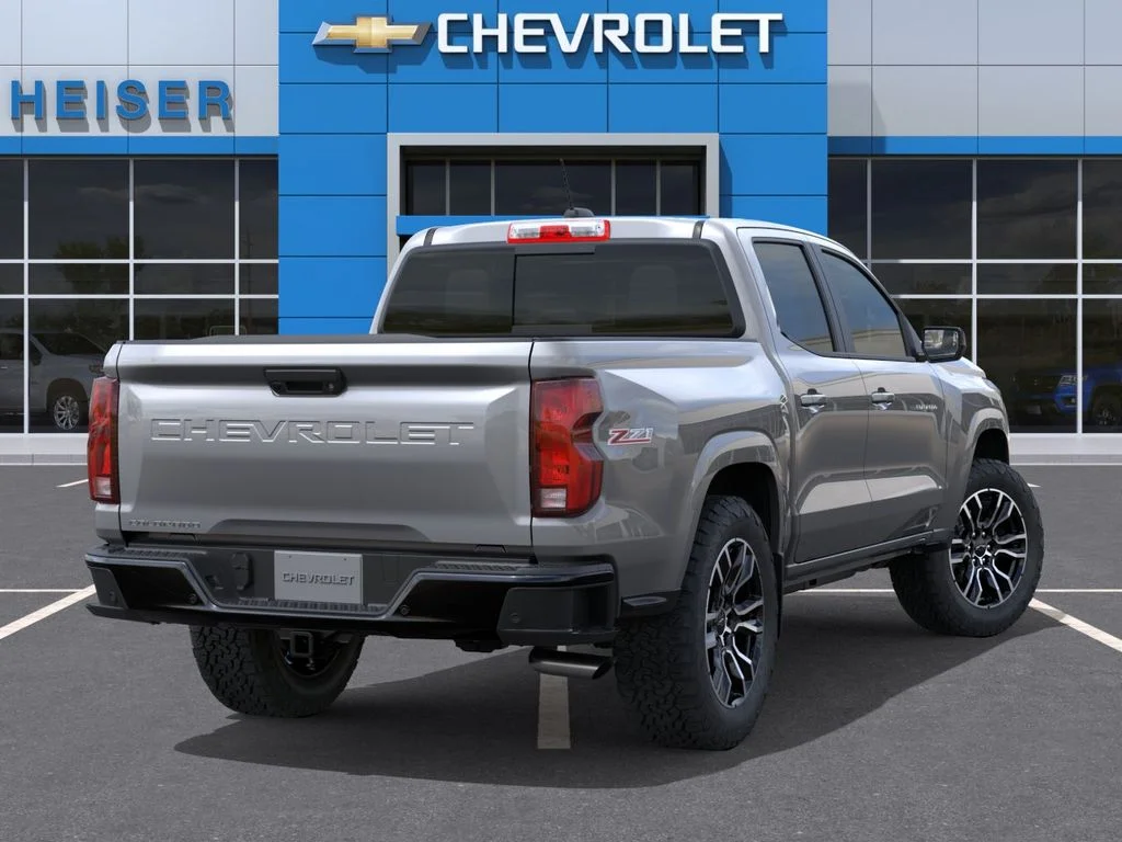 New 2026 Gray Chevrolet Z71 image 4