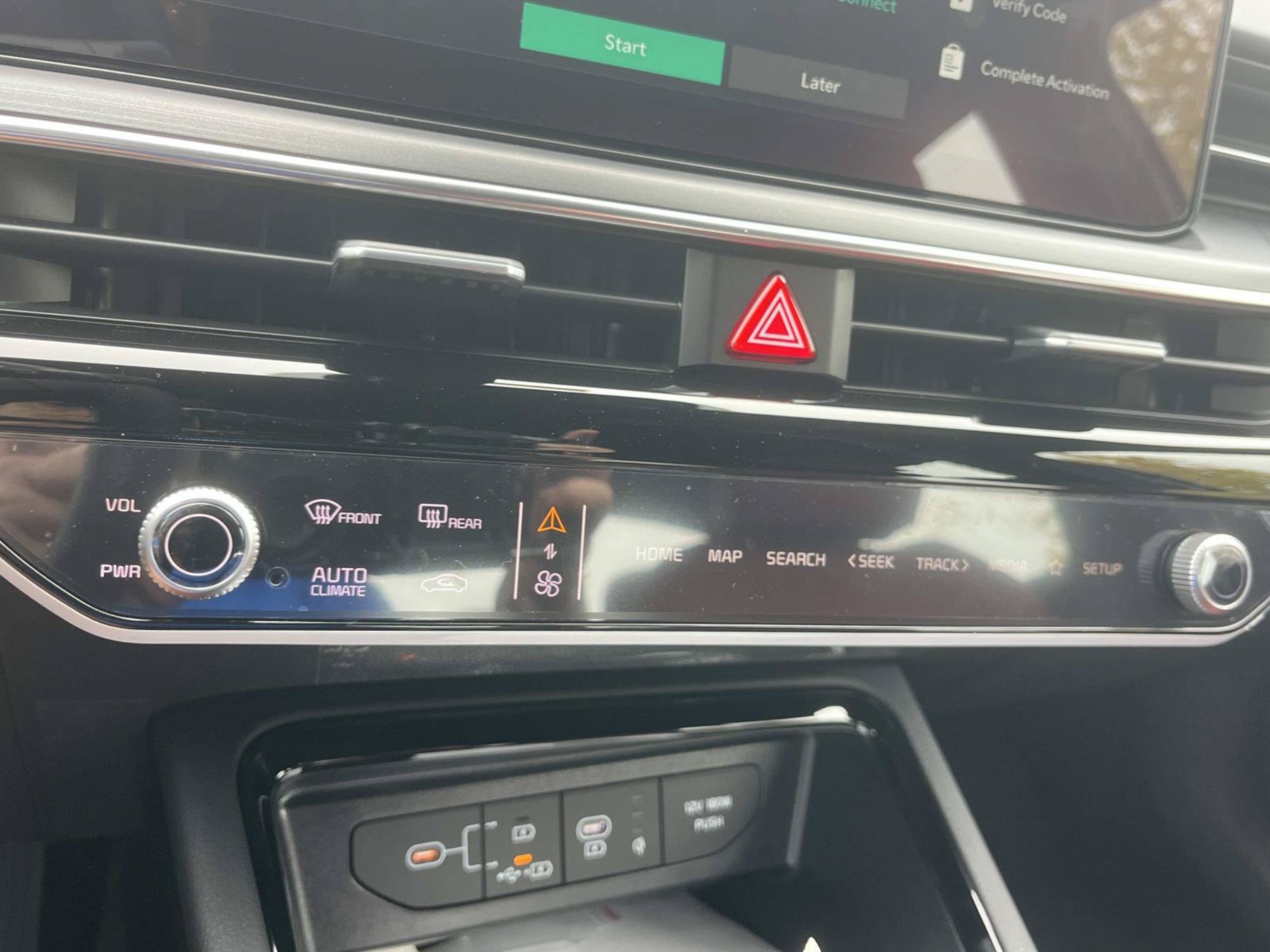 New 2026 Wolf Gray Kia GT-Line image 31
