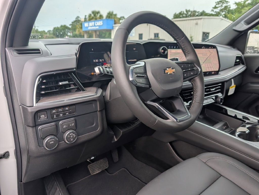 2026 Chevrolet Suburban LT - Photo 30