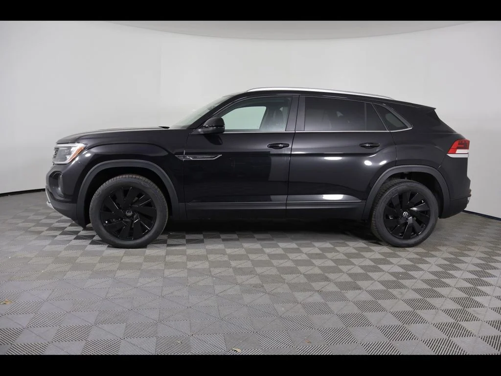 New 2026 Black Volkswagen 2.0T SE w/Technology image 2