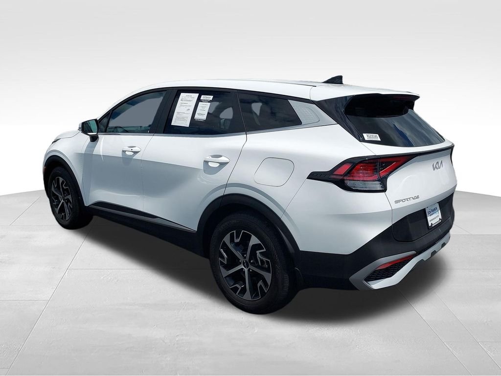 Used 2024 White Kia EX image 3