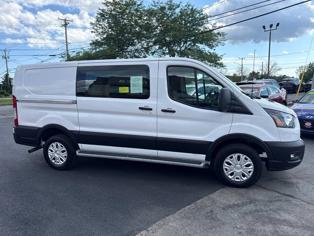 Used 2025 White Ford Base image 4