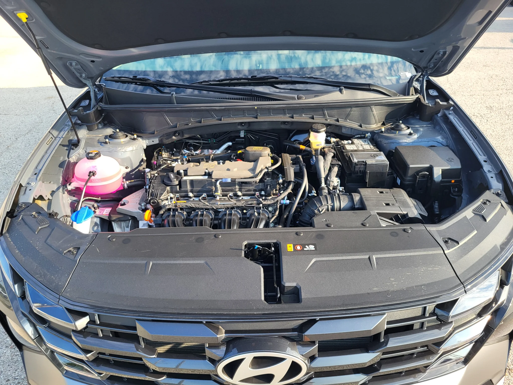 New 2026 Ecotronic Gray Hyundai SE image 25