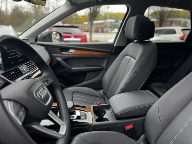 Used 2023 Mythos Black Metallic Audi S line Premium image 24