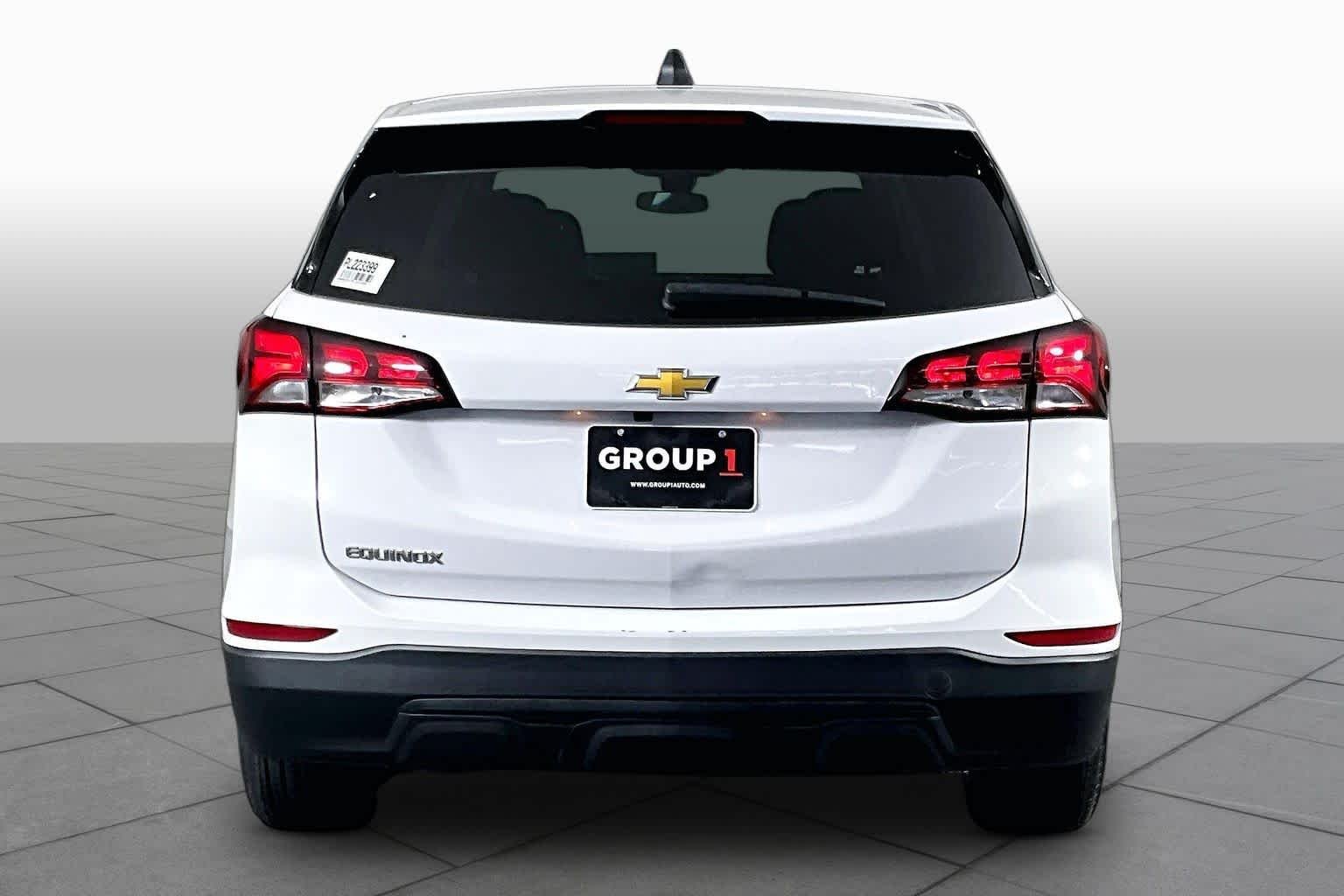 Used 2023 Summit White Chevrolet LS image 5