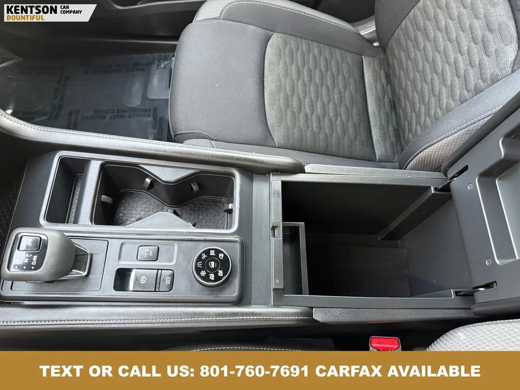 2024 Nissan Pathfinder S - Photo 18