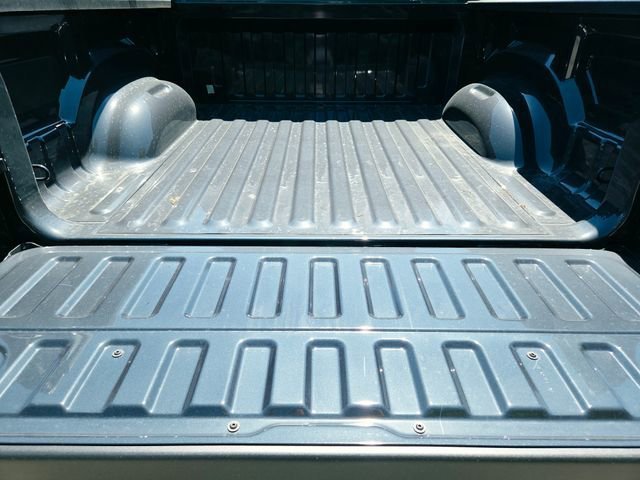 New 2026 Forged Blue Metallic Exterior Paint RAM Big Horn/Lone Star image 31