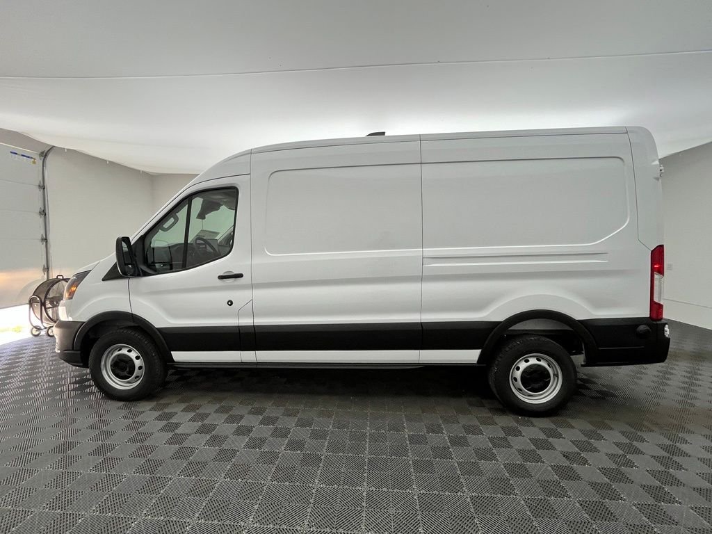 New 2026 White Ford Base image 13