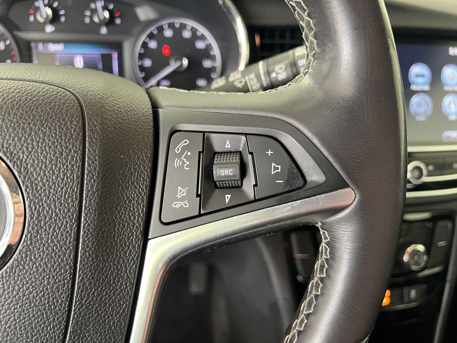 Used 2021 Ebony Twilight Metallic Buick Preferred image 15