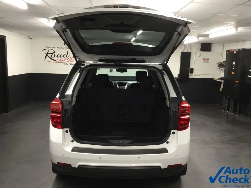 Used 2016 White Chevrolet LT image 12