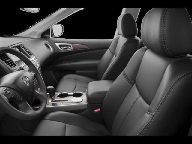 Used 2020 White Nissan Platinum image 6