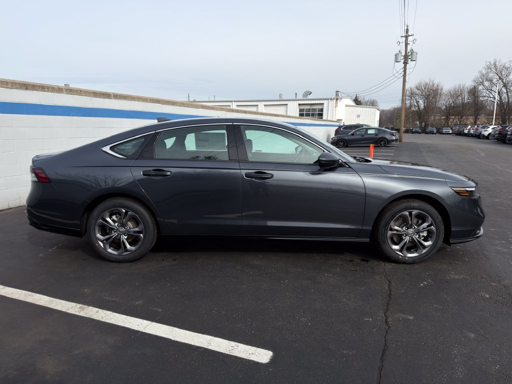 New 2026 Meteorite Gray Metallic Honda EX-L image 6
