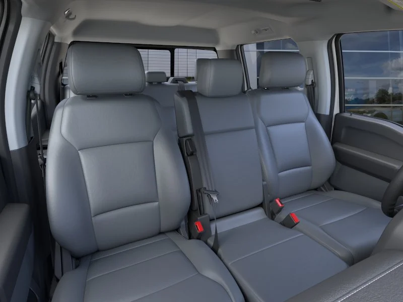 2025 Ford F-550 Super Duty Chassis Cab XL - Photo 10