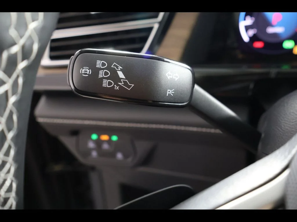 New 2026 Gray Volkswagen 2.0T SE w/Technology image 27