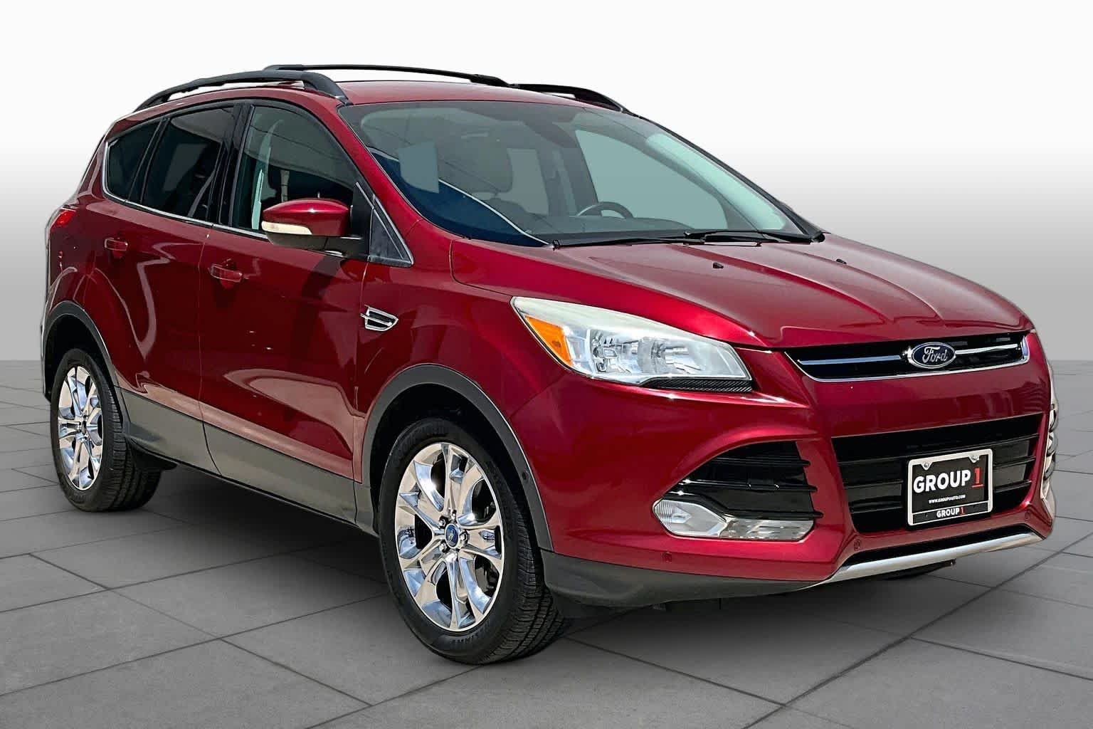 Used 2013 Ruby Red Ford SEL image 3