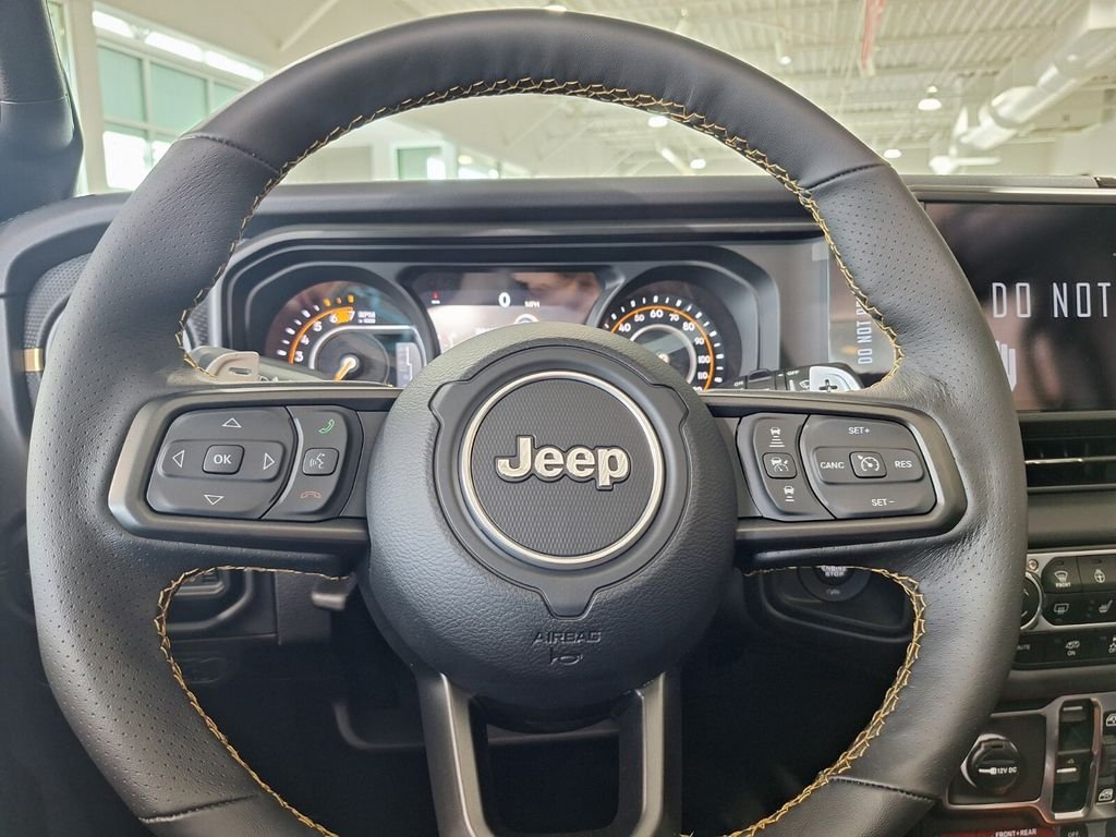 New 2025 Anvil Clear-Coat Exterior Paint Jeep Rubicon 392 image 25