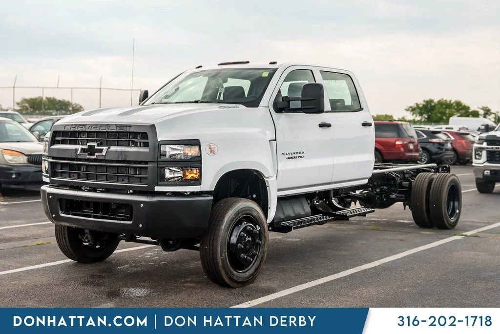 2024 Chevrolet Silverado HD Work Crew Cab 175" WB's photo