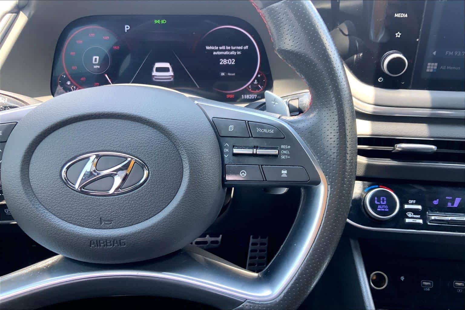Used 2020 Shimmering Silver Pearl Hyundai SEL Plus image 24