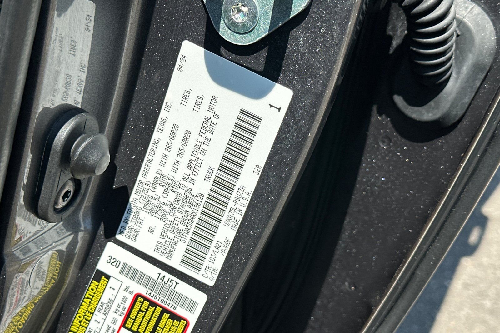 Used 2024 Gray Toyota Platinum image 27