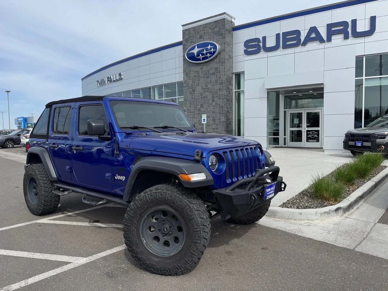 2019 Jeep Wrangler Sport S's photo