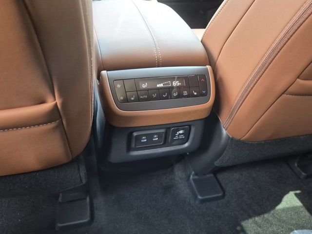 New 2026 Boulder Gray Pearl Nissan Platinum image 24