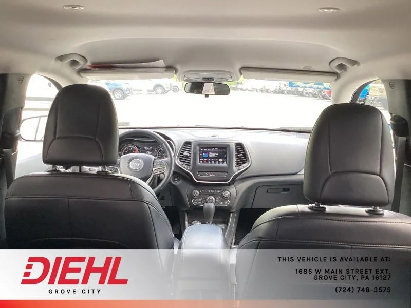 Used 2020 Red Jeep Latitude Plus image 15