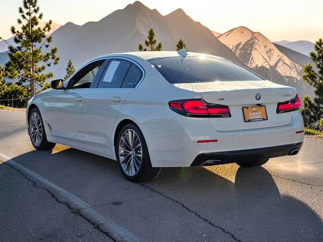 Used 2022 White BMW 530i xDrive image 5