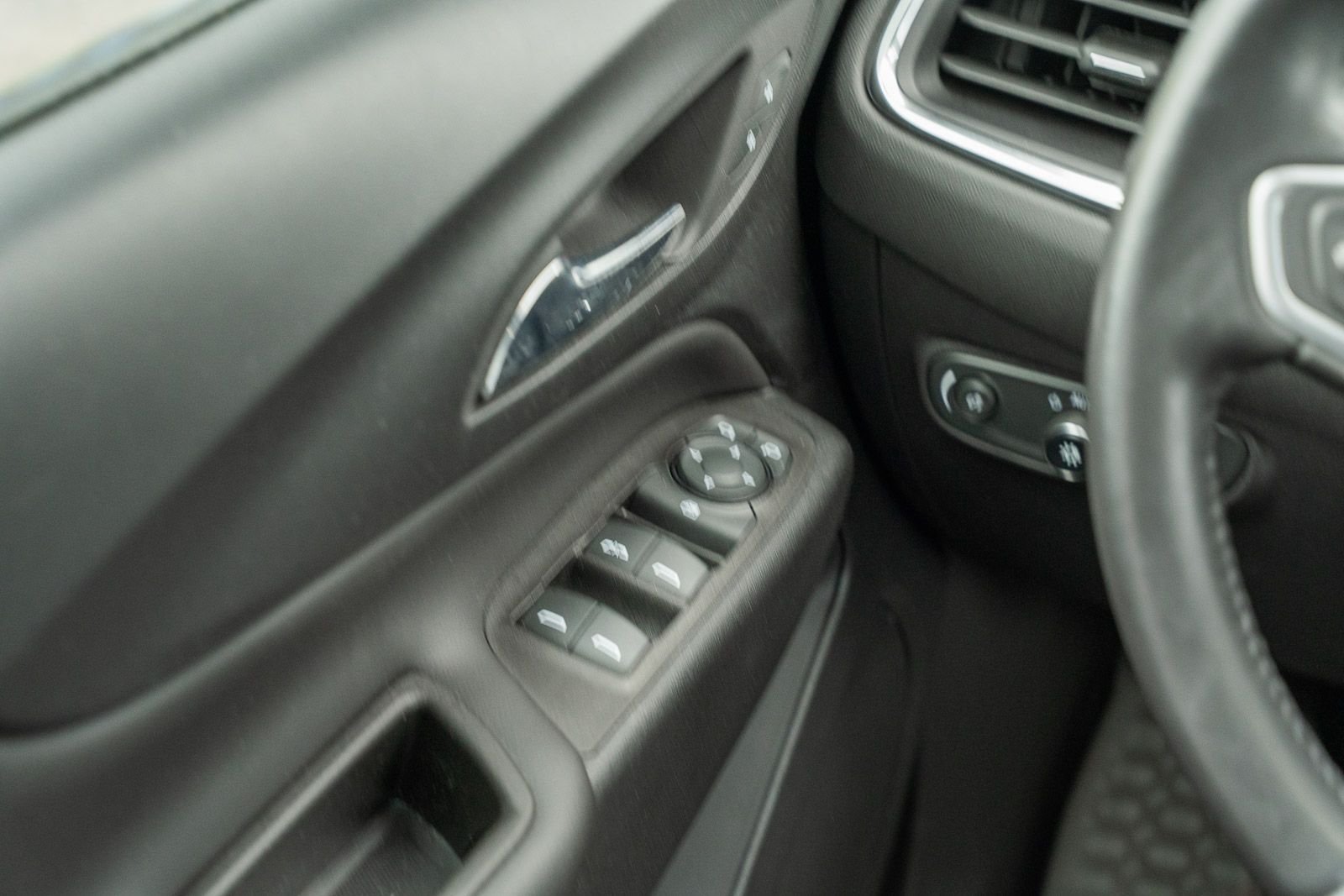 Used 2022 Blue Chevrolet LT image 25