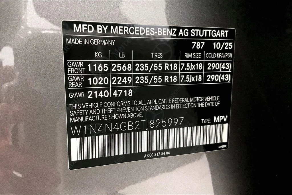 New 2026 Mountain Grey Metallic Mercedes-Benz GLA 250 image 30