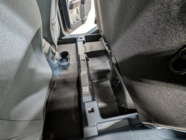 New 2026 Carbonized Gray Metallic Ford XLT image 45