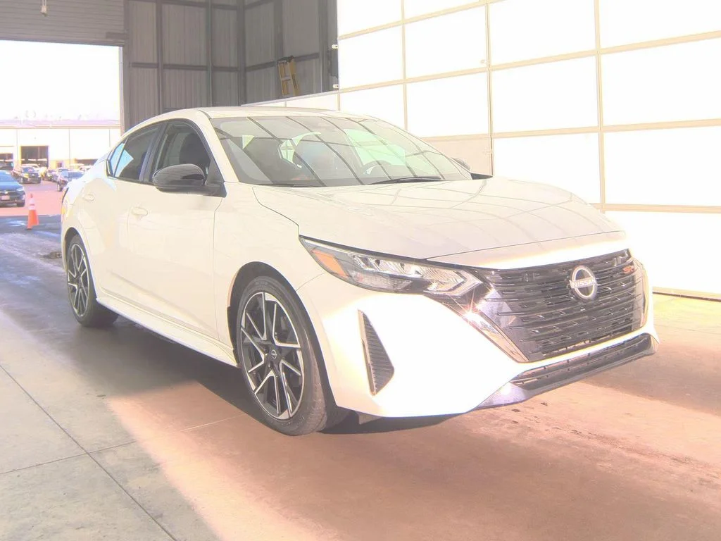 Used 2025 White Nissan SR image 2
