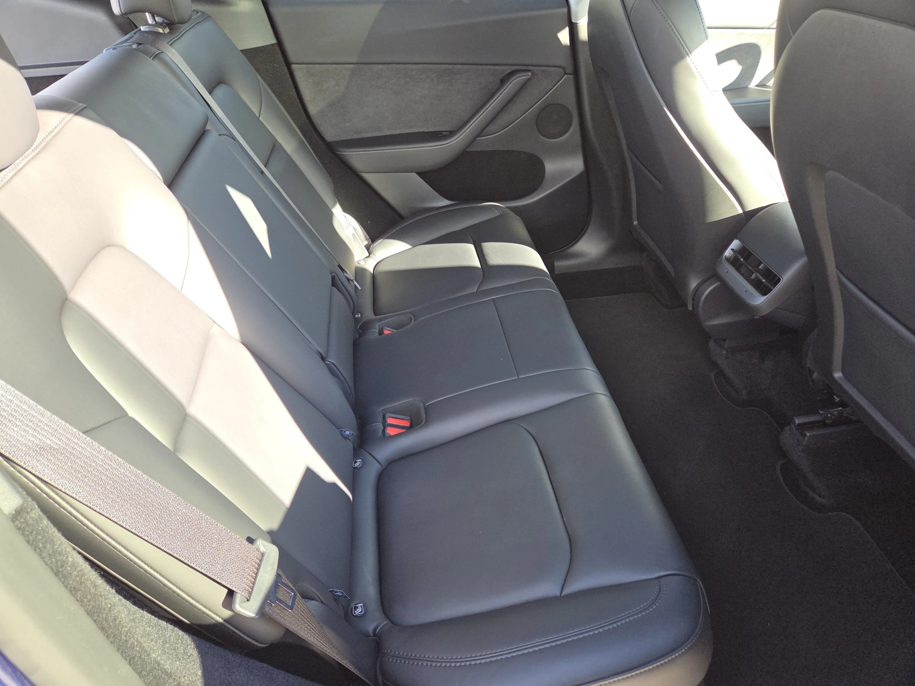Used 2025 Blue Tesla Long Range image 29