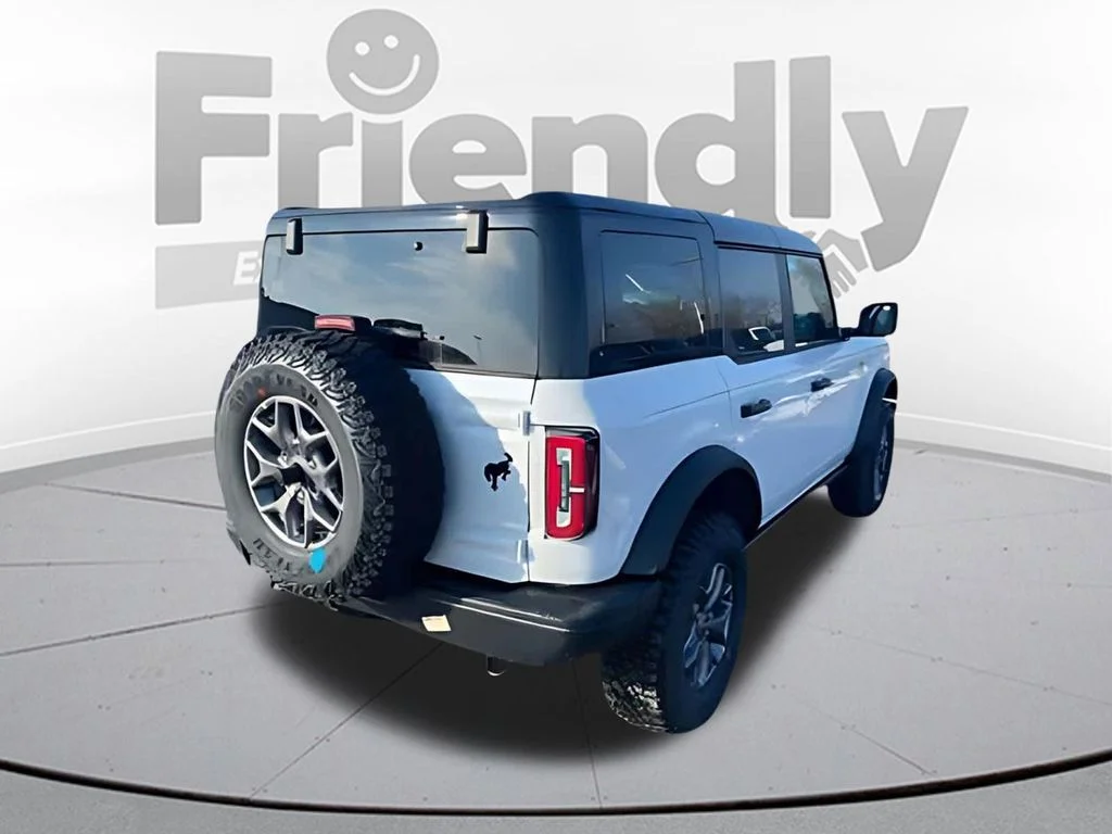 New 2025 Oxford White Ford Badlands® image 5