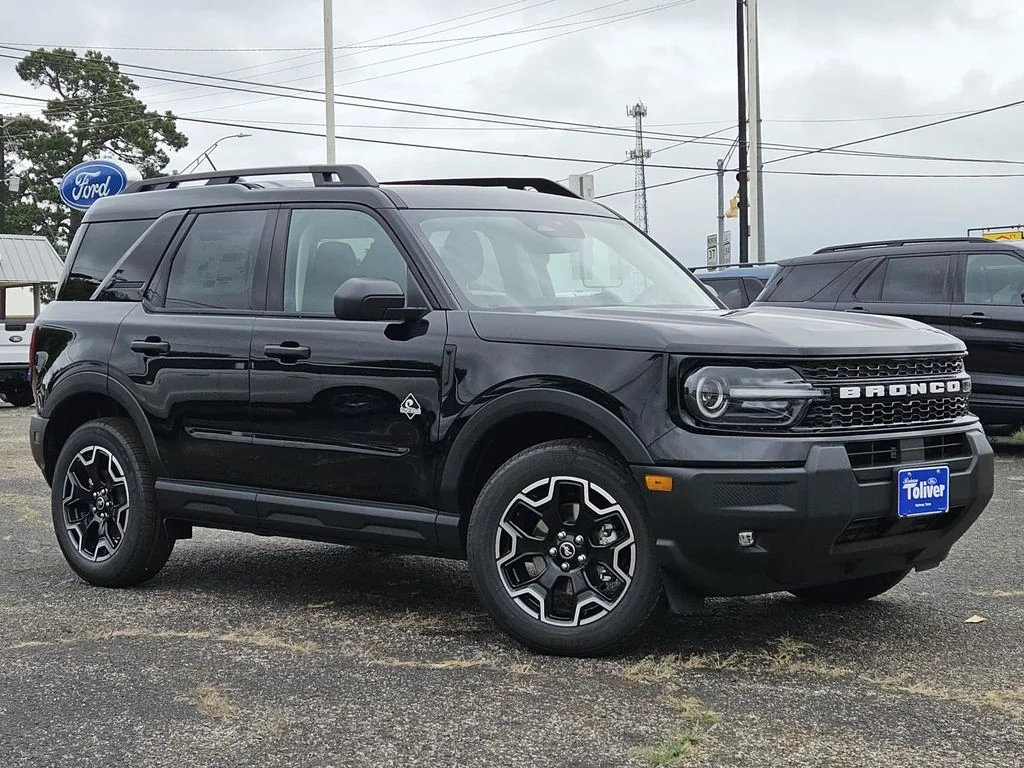New 2026 Shadow Black Ford Outer Banks® image 2